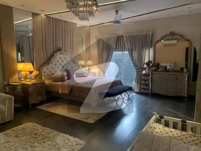 ڈی ایچ اے فیز 3 ڈیفنس (ڈی ایچ اے),لاہور میں 6 کمروں کا 1 کنال مکان 6.0 لاکھ میں کرایہ پر دستیاب ہے۔