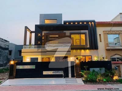 10 Marla Residential House For Rant In Rafi Block Sector E Bahria Town ...