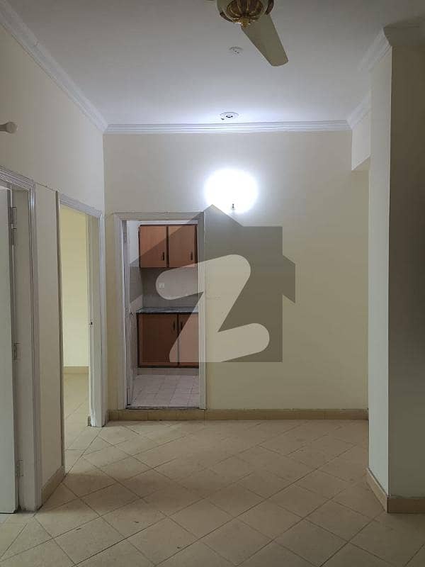 1st Floor 2 Bed Flat Sale Available 1st Floor 2 Bed Flat Sale Available