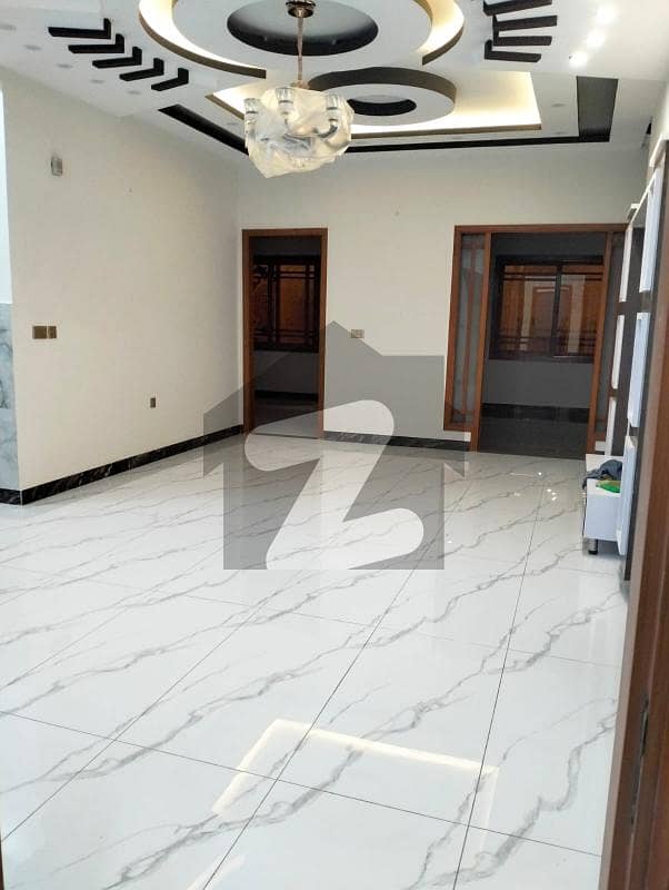 240 Square Yards Upper Portion Situated In Gulshan-E-Iqbal - Block 13 For Sale