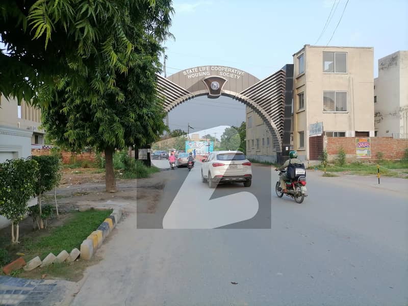 اسٹیٹ لائف ہاؤسنگ سوسائٹی لاہور میں 10 مرلہ رہائشی پلاٹ 70.0 لاکھ میں برائے فروخت۔