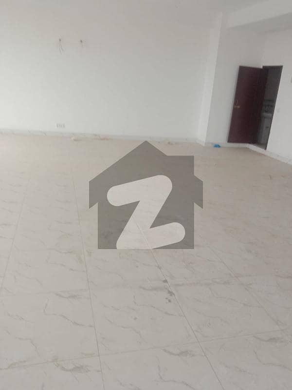 900 Square Feet Office For Sale In Gulberg