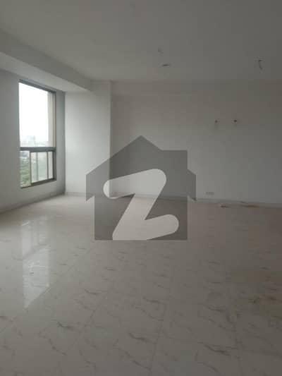 گلبرگ 3 گلبرگ,لاہور میں 4 مرلہ دفتر 1.8 کروڑ میں برائے فروخت۔