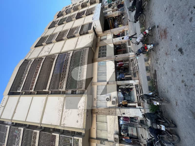 گلشنِ اقبال ٹاؤن کراچی میں 1 مرلہ دفتر 45.0 لاکھ میں برائے فروخت۔