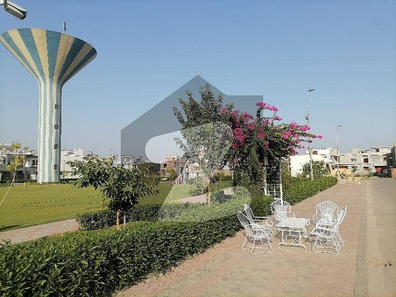 Prime Location 20 Marla Residential Plot Situated In Royal Orchard