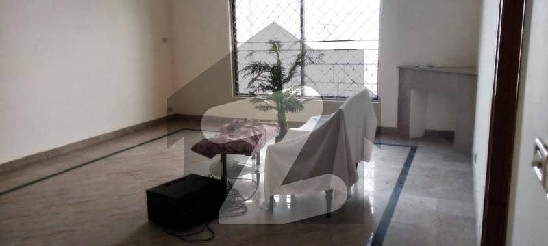 10 Marla Lower Portion For Rent In DHA Phase 1