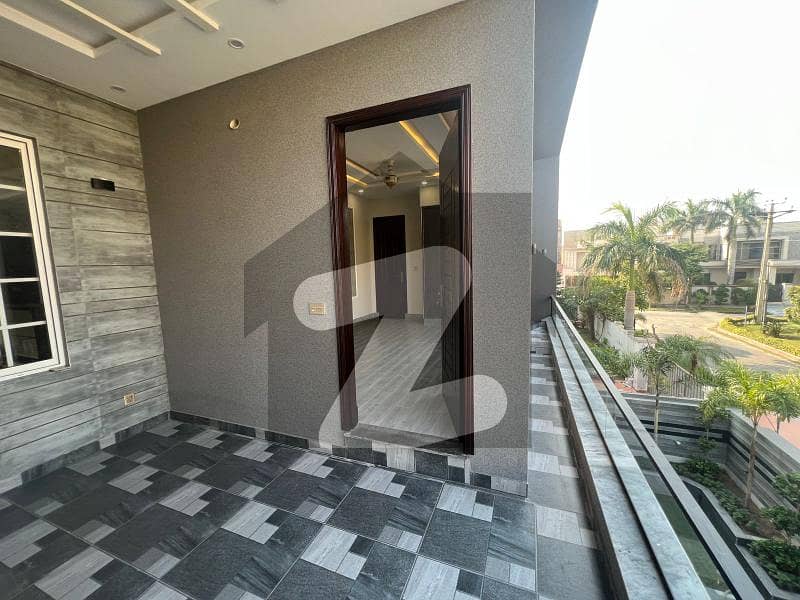 BEAUTIFUL HOUSE FOR SALE IN VALENCIA BEAUTIFUL HOUSE FOR SALE IN VALENCIA