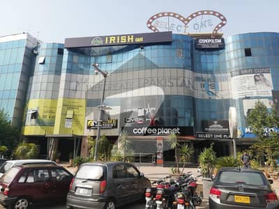 1300 Sq Ft Rented Offices Above Gloria Jeans In F-11 Markaz For Sale