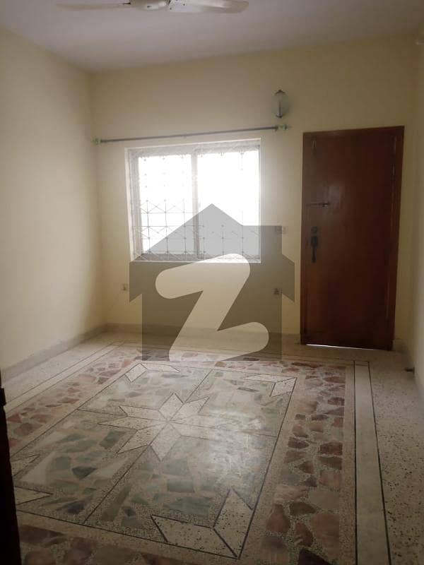 UPPER PORTION FOR RENT