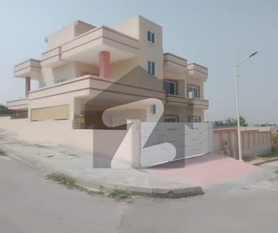 One Kanal House For Rent