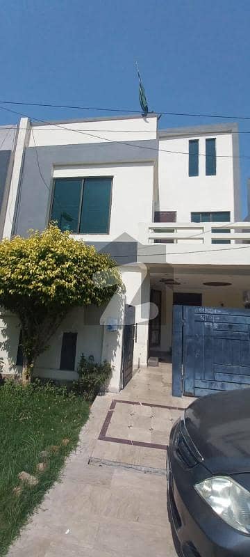 7.33 Marla House For Sale In Bahria Town Lahore