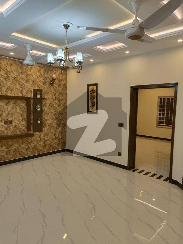 8 Marla Lower Portion House For Rent In Ali Block Bahria Town Lahore