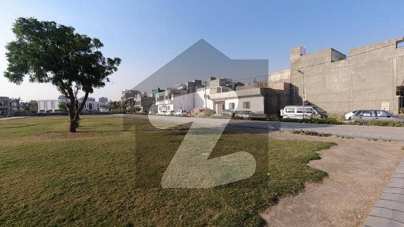 Get Your Dream Residential Plot In Gulistan-E-Jauhar - Block 3 Karachi