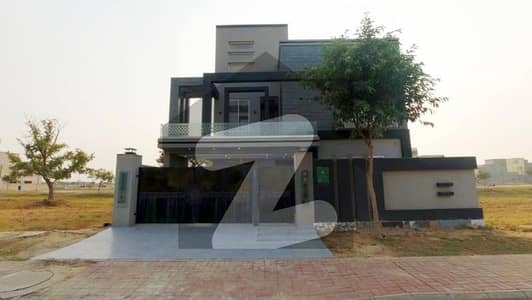 Prime Location House Of 10 Marla Available In Bahria Orchard Phase 4 - Block G4 For Sale