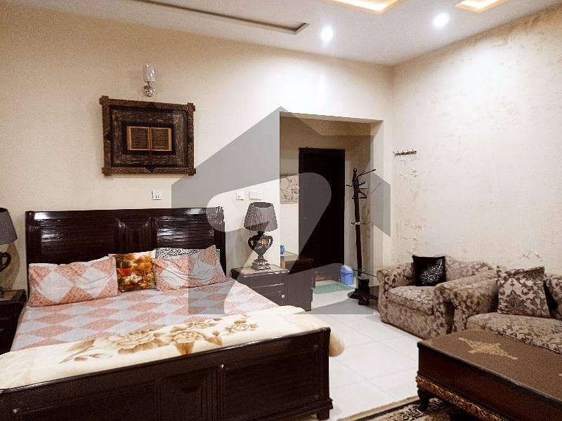 1 Kanal house available for rent in model town multan