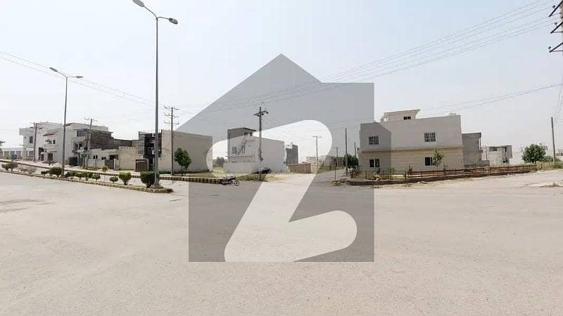 پنجاب گورنمنٹ سرونٹ ہاؤسنگ فاؤنڈیشن (پی جی ایس ایچ ایف) راولپنڈی میں 5 مرلہ رہائشی پلاٹ 45.0 لاکھ میں برائے فروخت۔