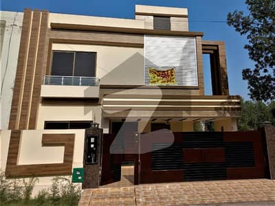 Beautiful 10 Marla House For Rent In Bahria Town Lahore