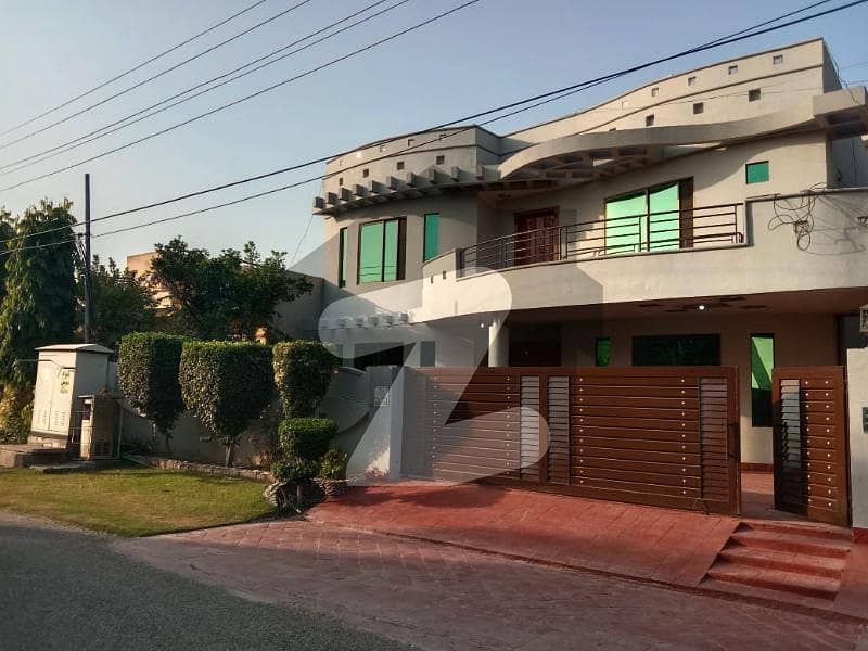 1 KANAL DOUBLE STOREY HOUSE FOR SALE