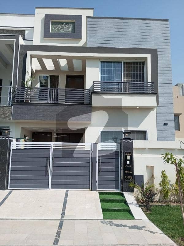 5 Marla Beautiful House For Sale In OLC A Block Bahria Orchard Lahore