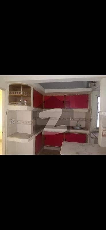 Flat For Rent In Star Bilesing Naer Habib University Morbal Floor 4th Floor West Open VIP Location Main Road Project Car Parking Available All Fesiletes Naer Habib University