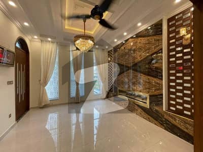 10 Marla Brand New Luxury Upper Portion For Rent In Bahria Town Lahore