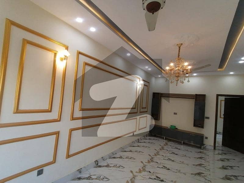 ڈی ایچ اے 11 رہبر لاہور میں 3 کمروں کا 5 مرلہ مکان 78.0 ہزار میں کرایہ پر دستیاب ہے۔