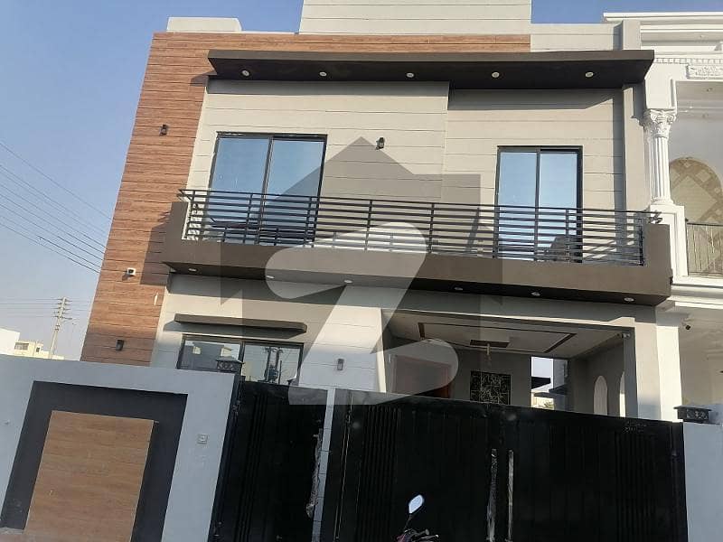 5 Marla Brand New Ist Entry House Available For Rent