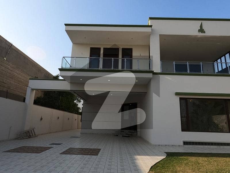To Sale You Can Find Spacious Prime Location House In DHA Phase 8