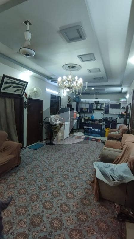 ناظم آباد کراچی میں 4 کمروں کا 9 مرلہ زیریں پورشن 1.7 کروڑ میں برائے فروخت۔