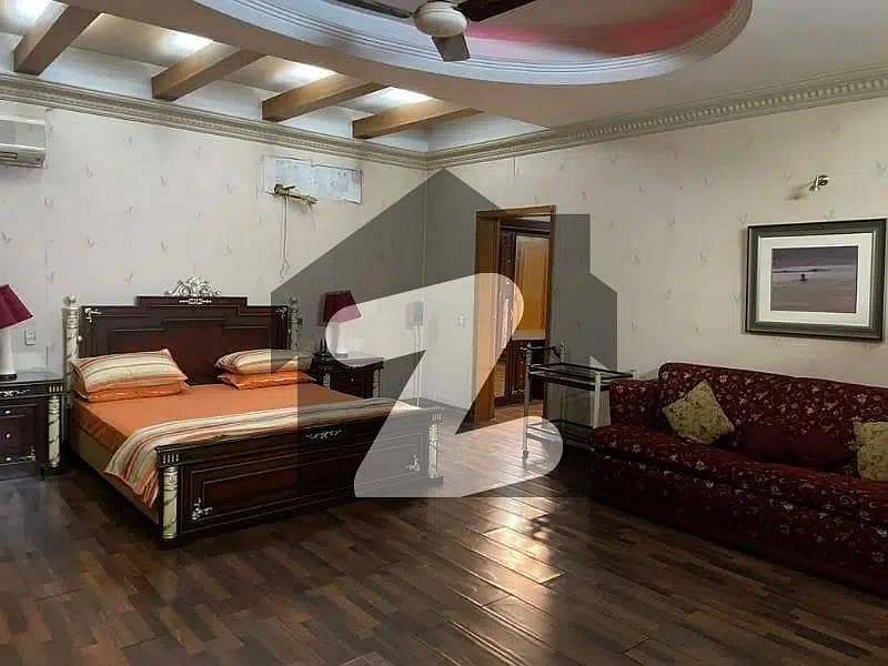 1 Kanal Beautiful House Available On Hot Location Of Garden Town