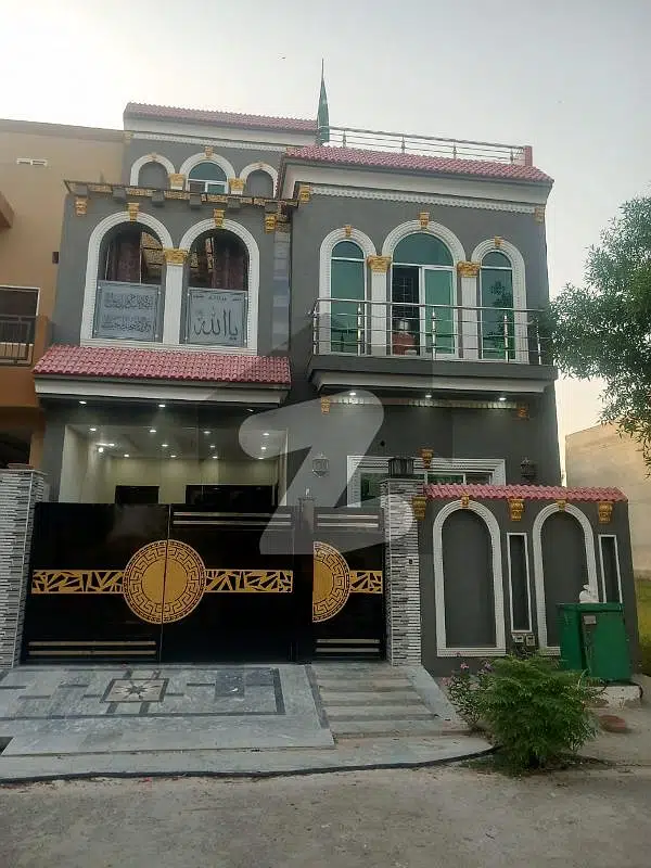 5 MARLA BRAND NEW BEAUIFULL HOME FOR SALE UN NEW LAHORE CITY