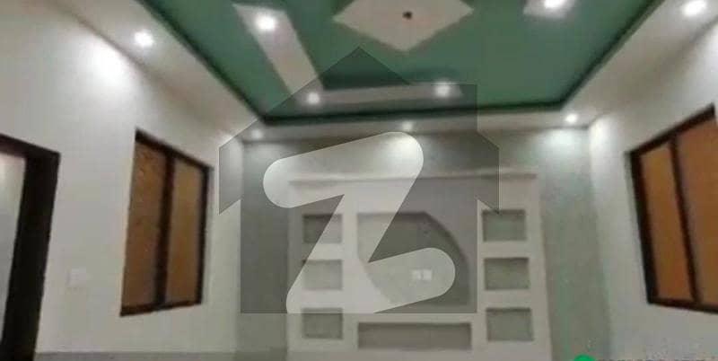 زینت آباد سکیم 33,کراچی میں 3 کمروں کا 5 مرلہ فلیٹ 85.0 لاکھ میں برائے فروخت۔