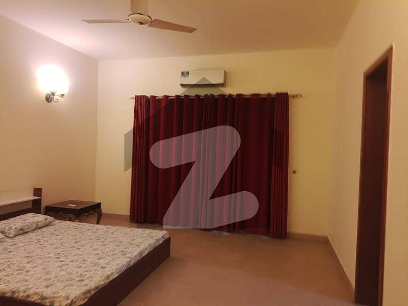 1 Kanal Well Maintain Lower Portion For Rent In DHA Phase 4 Block CC