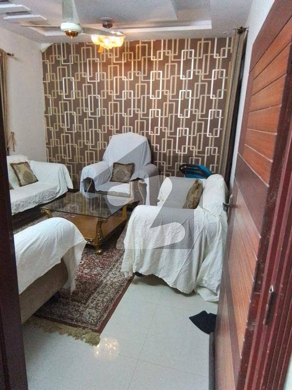 گلستانِ جوہر کراچی میں 3 کمروں کا 10 مرلہ بالائی پورشن 2.3 کروڑ میں برائے فروخت۔