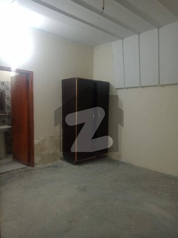 Seperate room for rent near ring road bedian road lahore