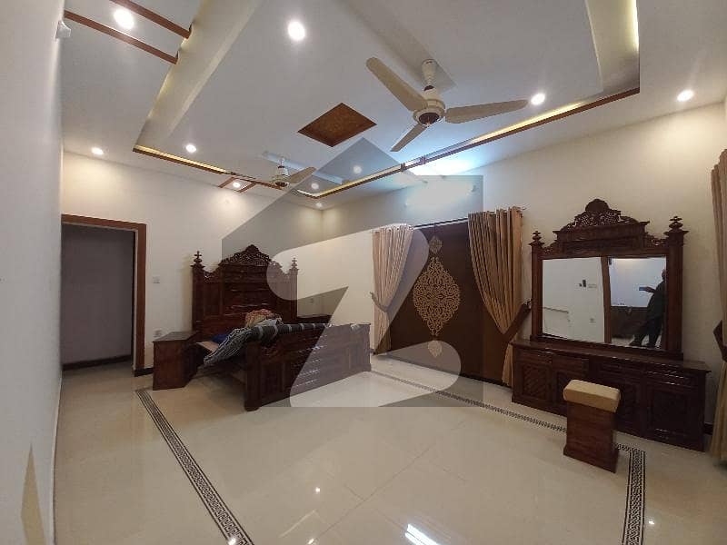 شاہ اللہ دتہ اسلام آباد میں 6 کمروں کا 10 مرلہ مکان 5.0 کروڑ میں برائے فروخت۔