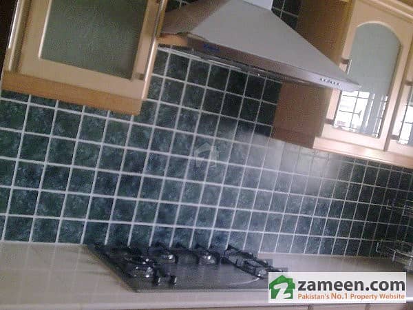 2 Second Kitchen