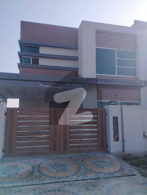 11 Marla Modern House For Rent at Banker Avenue Society
