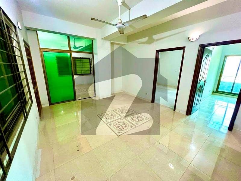 3 BEDROOM CORNER FLAT FOR SALE MULTI F-17 ISLAMABAD ALL FACILITY AVAILABLE