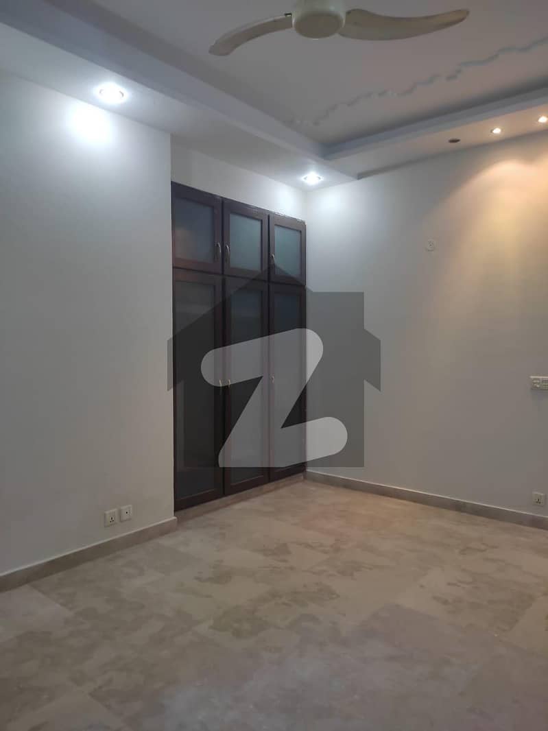 One Kanal Modern Design Lower Lock Upper Portion Available For Rent In Dha Phase 5