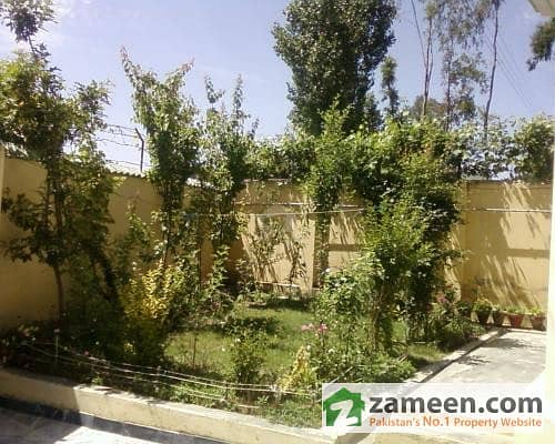 14 Marla Bungalow For Sale 14 Marla Bungalow For Sale