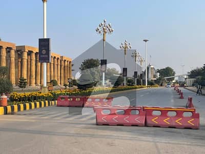 سٹی ہاؤسنگ سوسائٹی - بلاک اے ایکسٹینشن سٹی ہاؤسنگ سوسائٹی,سیالکوٹ میں 1 کنال رہائشی پلاٹ 2.09 کروڑ میں برائے فروخت۔ سٹی ہاؤسنگ سوسائٹی - بلاک اے ایکسٹینشن سٹی ہاؤسنگ سوسائٹی,سیالکوٹ میں 1 کنال رہائشی پلاٹ 2.09 کروڑ میں برائے فروخت۔