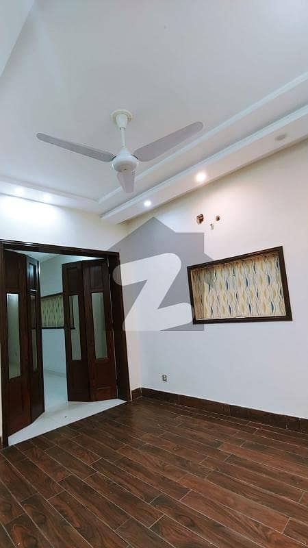 10marla lower portion available for rent in bahria town lahore.