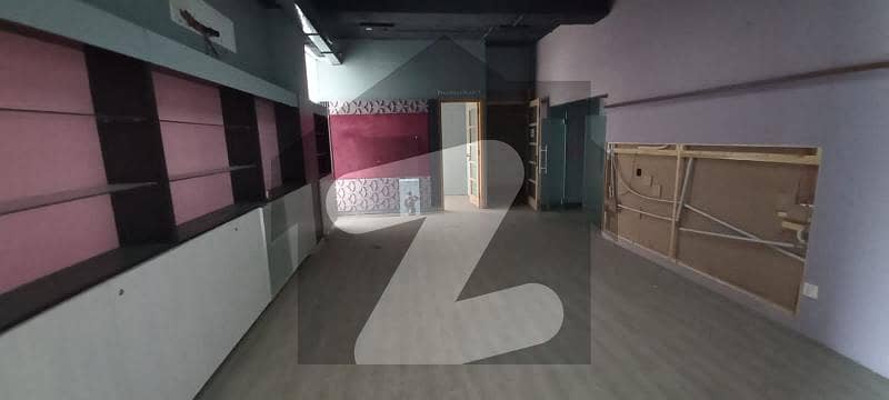 2000 Sq Ft Office For Rent In Gulberg 3