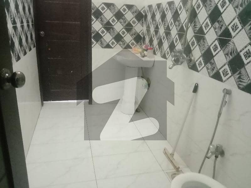 5 Marla Portion Available For Rent In Shalimar Near Metro Station