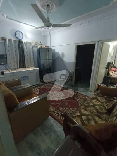 گلستانِِ جوہر ۔ بلاک 18 گلستانِ جوہر,کراچی میں 3 کمروں کا 7 مرلہ فلیٹ 55.0 لاکھ میں برائے فروخت۔