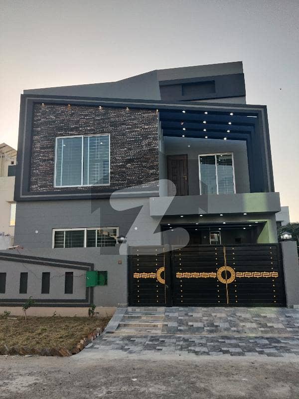Beautiful Modern Design House For Sale
