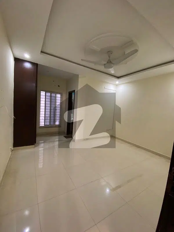 7 MARLA FULL HOUSE FOR RENT IN SECTOR G-13