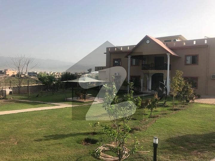14 Kanal Farmhouse Available For Rent In Bani Gala