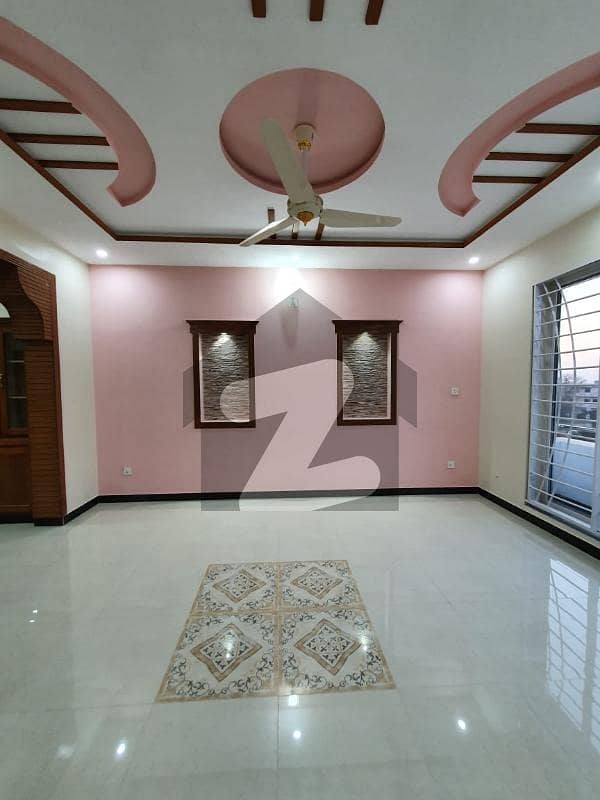 جی ۔ 13/2 جی ۔ 13,اسلام آباد میں 4 کمروں کا 7 مرلہ مکان 1.55 لاکھ میں کرایہ پر دستیاب ہے۔